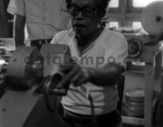 Kematian 24 bingkai-per-detik, Kelahiran Nawi Ismail